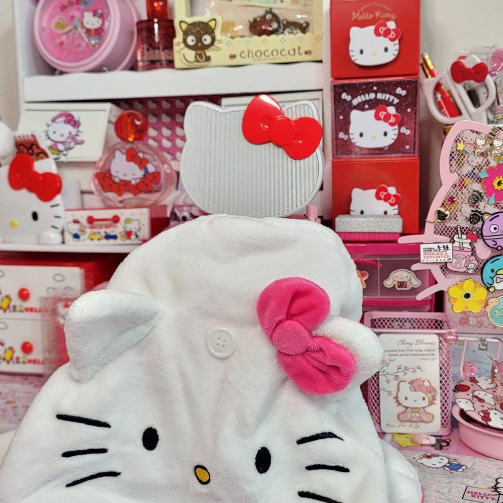 *** SOLD *** Hello Kitty 1pc Reusable Hair Drying Cap